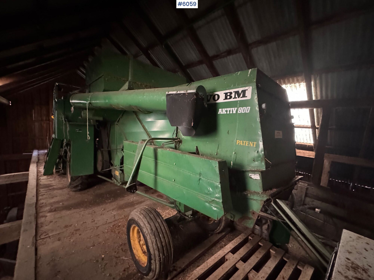 Volvo BM Aktiv 800 combine harvester - Moissonneuse-batteuse: photos 4 Volvo BM Aktiv 800 combine harvester - Moissonneuse-batteuse: photos 4