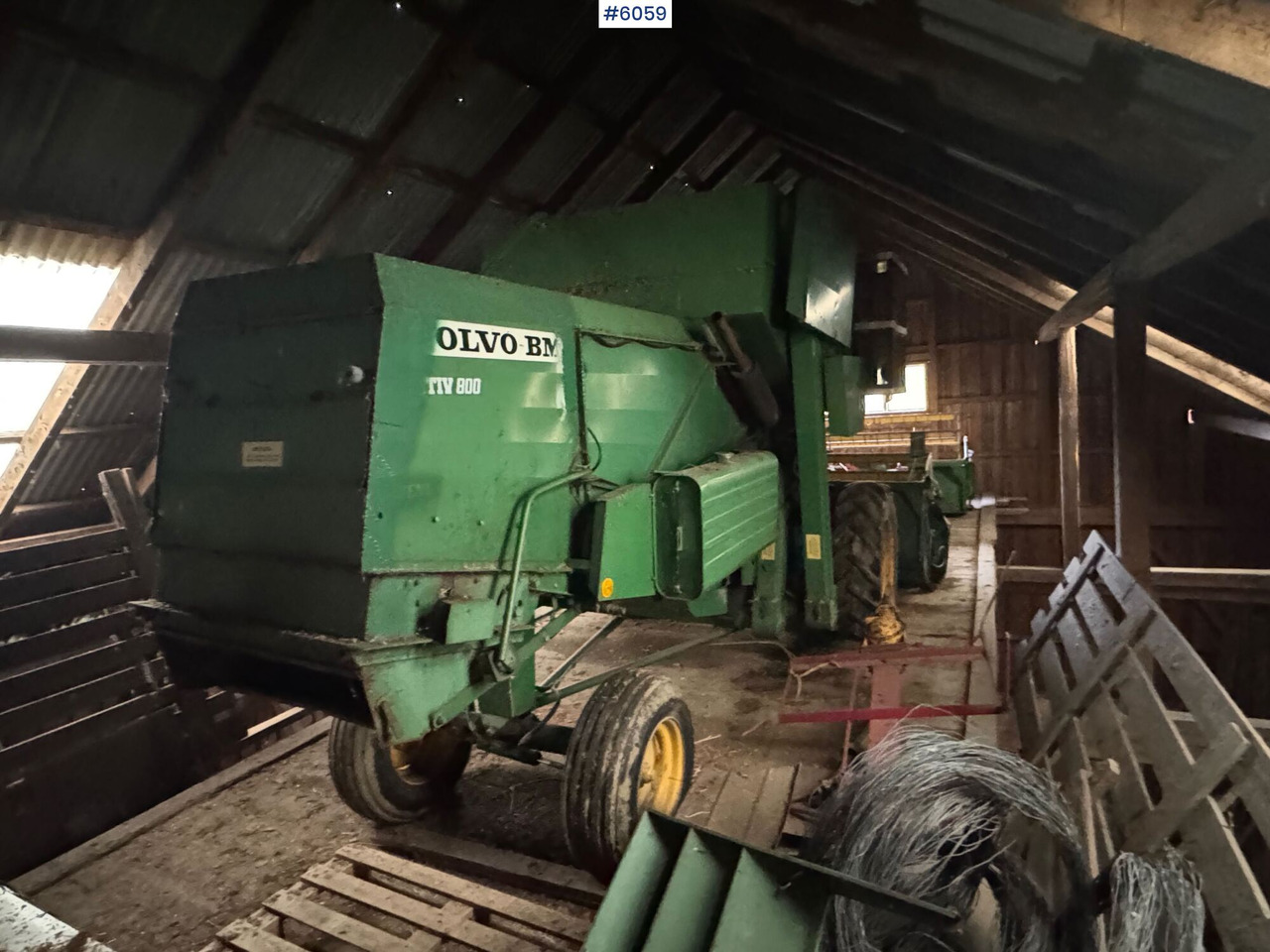 Volvo BM Aktiv 800 combine harvester - Moissonneuse-batteuse: photos 5 Volvo BM Aktiv 800 combine harvester - Moissonneuse-batteuse: photos 5