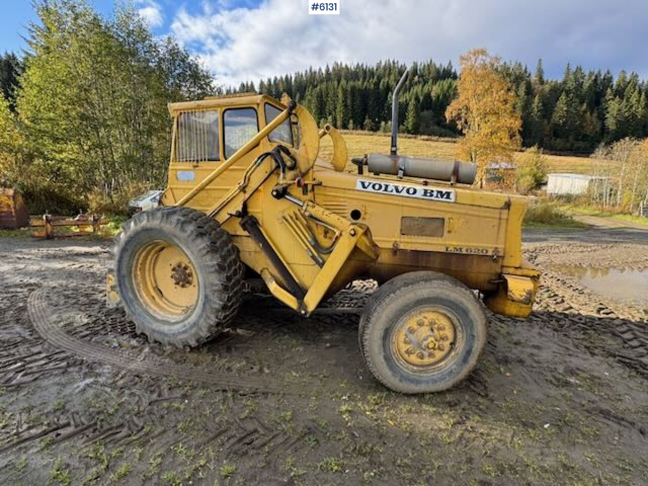 Volvo BM LM 620 rear loader with pallet forks and bucket. WATCH VIDEO! - Valet de ferme: photos 2 Volvo BM LM 620 rear loader with pallet forks and bucket. WATCH VIDEO! - Valet de ferme: photos 2