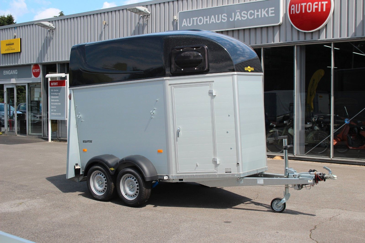Humbaur Equitos Alu Plus 2400 Pferdeanhänger Sattelkamme - Remorque bétaillère: photos 1 Humbaur Equitos Alu Plus 2400 Pferdeanhänger Sattelkamme - Remorque bétaillère: photos 1