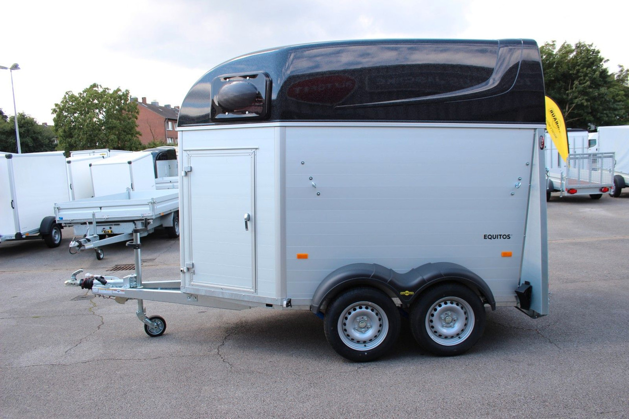 Humbaur Equitos Alu Plus 2400 Pferdeanhänger Sattelkamme - Remorque bétaillère: photos 5 Humbaur Equitos Alu Plus 2400 Pferdeanhänger Sattelkamme - Remorque bétaillère: photos 5