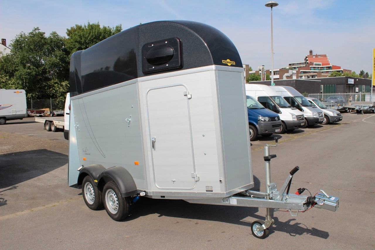 Humbaur Single Alu 1600 Pferdeanhänger Sattelkammer - Remorque bétaillère: photos 1 Humbaur Single Alu 1600 Pferdeanhänger Sattelkammer - Remorque bétaillère: photos 1