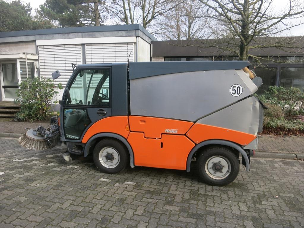 HAKO Citymaster 2000 - Balayeuse de voirie: photos 2 HAKO Citymaster 2000 - Balayeuse de voirie: photos 2