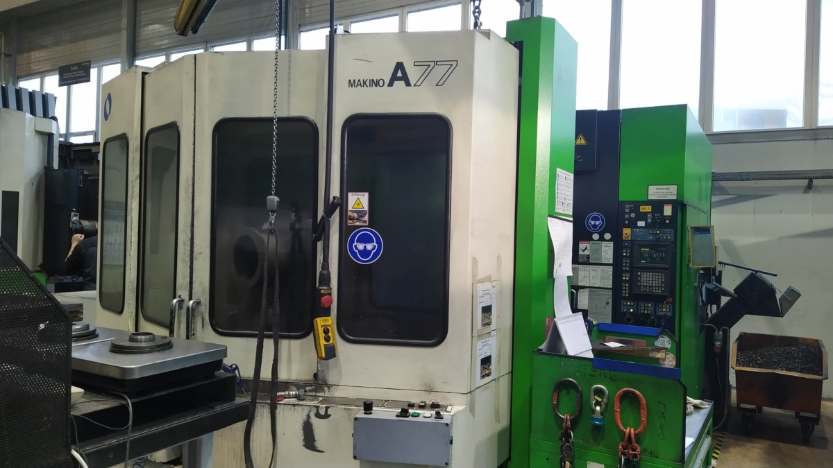 MAKINO A77 e - Centre d'usinage: photos 1 MAKINO A77 e - Centre d'usinage: photos 1