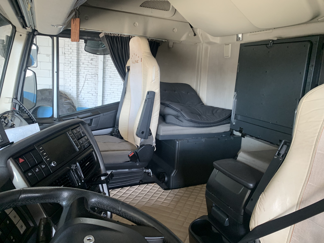 Tracteur routier Iveco Stralis 510 AS440STX/P 6X2 2018 Salon Polska: photos 11