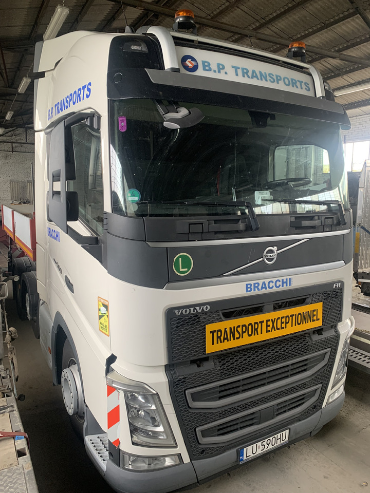 VOLVO VOLVO FH 6x2 500 Euro VI, salon Polska, ASO - Tracteur routier: photos 2 VOLVO VOLVO FH 6x2 500 Euro VI, salon Polska, ASO - Tracteur routier: photos 2