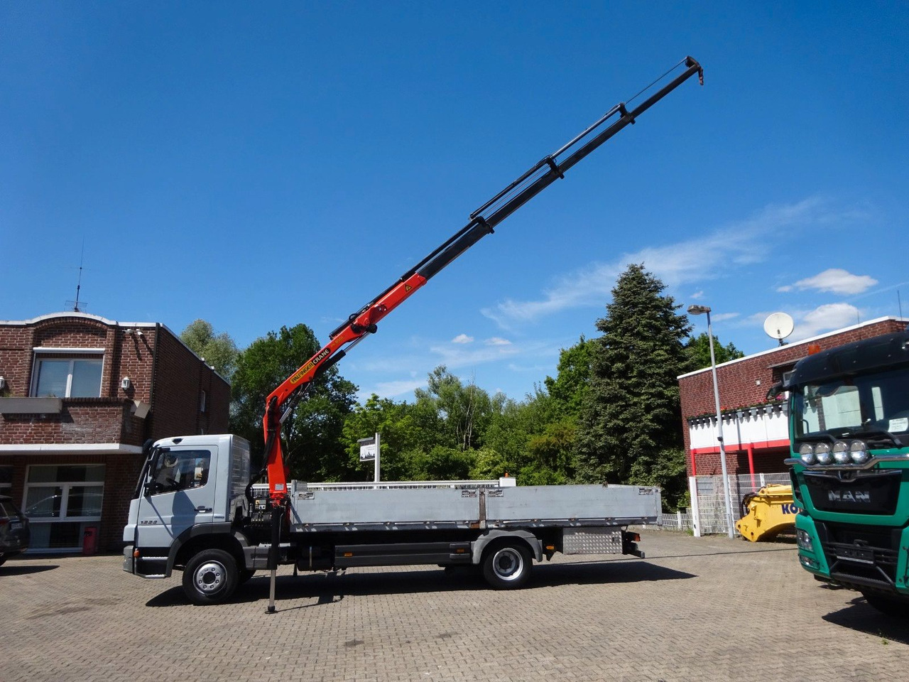 Mercedes-Benz 1222 Atego mit Palfinger PK8501 Kran 4x2 - Camion plateau, Camion grue: photos 3 Mercedes-Benz 1222 Atego mit Palfinger PK8501 Kran 4x2 - Camion plateau, Camion grue: photos 3