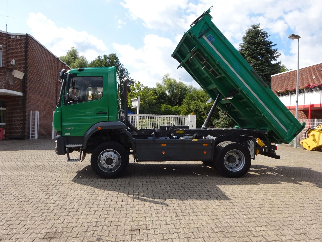 Mercedes-Benz 1530 Atego MEILLER 3Skipper 4x4 - Camion benne: photos 4 Mercedes-Benz 1530 Atego MEILLER 3Skipper 4x4 - Camion benne: photos 4