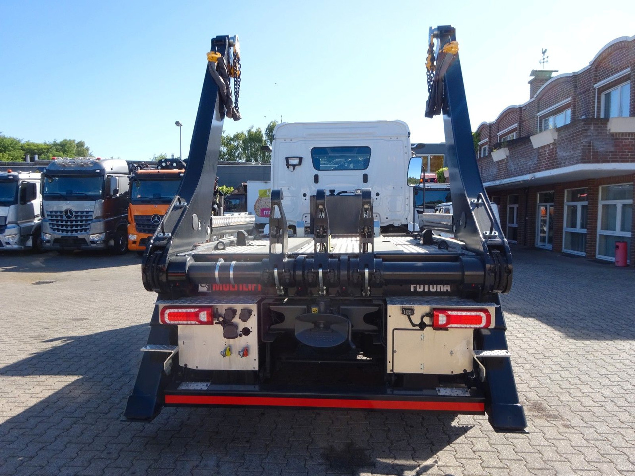 Mercedes-Benz 1840 Actros Absetzkipper NEUFAHRZEUG mit 1645 km - Camion benne: photos 4 Mercedes-Benz 1840 Actros Absetzkipper NEUFAHRZEUG mit 1645 km - Camion benne: photos 4