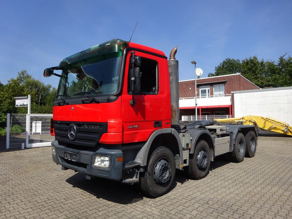 Mercedes-Benz 3246 Actros Abroller K45 8x4 Knickhacken Mercedes-Benz 3246 Actros Abroller K45 8x4 Knickhacken - Camion ampliroll: photos 5 Mercedes-Benz 3246 Actros Abroller K45 8x4 Knickhacken Mercedes-Benz 3246 Actros Abroller K45 8x4 Knickhacken - Camion ampliroll: photos 5