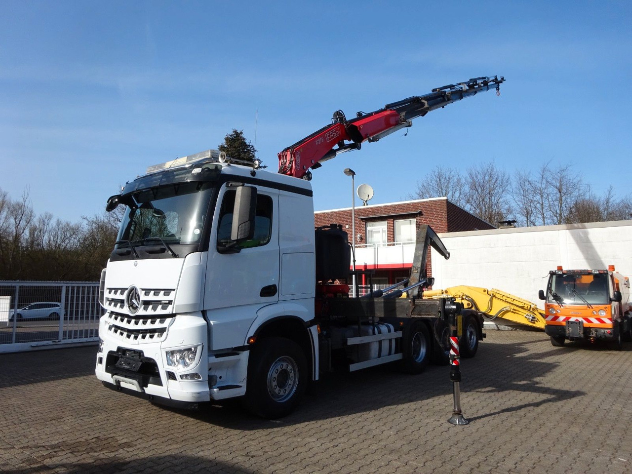 Mercedes-Benz 3248 Fassi Abroller + Fassi F275A 8x4 TRIDEM - Camion grue: photos 4 Mercedes-Benz 3248 Fassi Abroller + Fassi F275A 8x4 TRIDEM - Camion grue: photos 4
