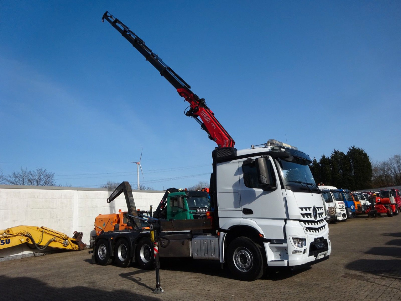 Mercedes-Benz 3248 Fassi Abroller + Fassi F275A 8x4 TRIDEM - Camion grue: photos 1 Mercedes-Benz 3248 Fassi Abroller + Fassi F275A 8x4 TRIDEM - Camion grue: photos 1