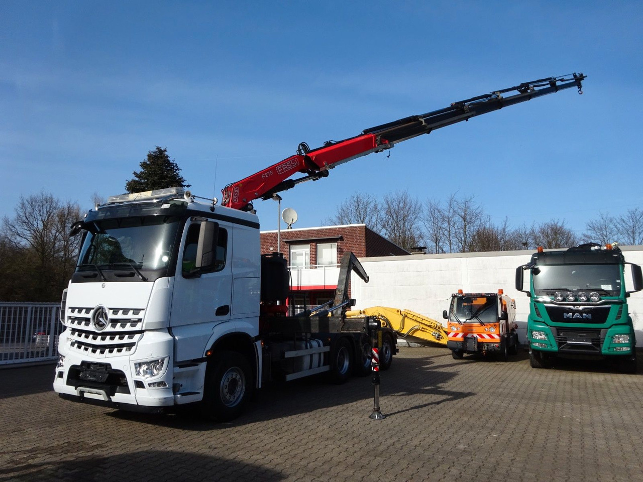 Mercedes-Benz 3248 Fassi Abroller + Fassi F275A Kran 6x2 - Camion ampliroll, Camion grue: photos 4 Mercedes-Benz 3248 Fassi Abroller + Fassi F275A Kran 6x2 - Camion ampliroll, Camion grue: photos 4