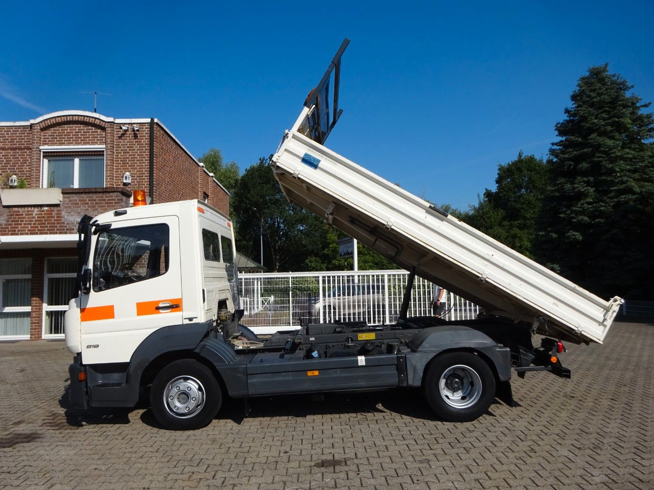Mercedes-Benz 818 Atego MEILLER 3Skipper 4x2 - Camion benne: photos 3 Mercedes-Benz 818 Atego MEILLER 3Skipper 4x2 - Camion benne: photos 3
