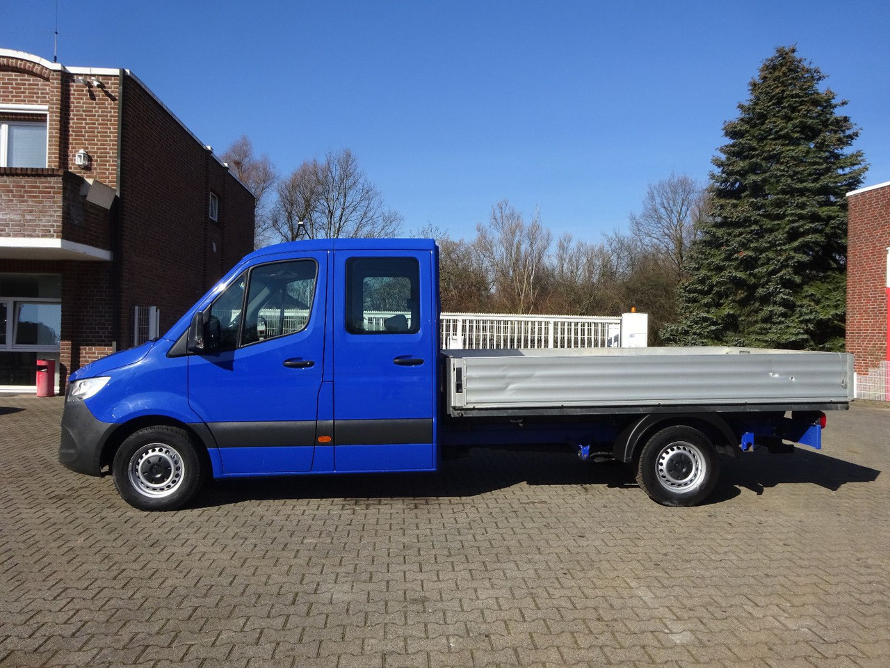 Mercedes-Benz Sprinter 314 CDI Pritsche Doppelkabiene 4x2 - Fourgon plateau, Utilitaire double cabine: photos 2 Mercedes-Benz Sprinter 314 CDI Pritsche Doppelkabiene 4x2 - Fourgon plateau, Utilitaire double cabine: photos 2