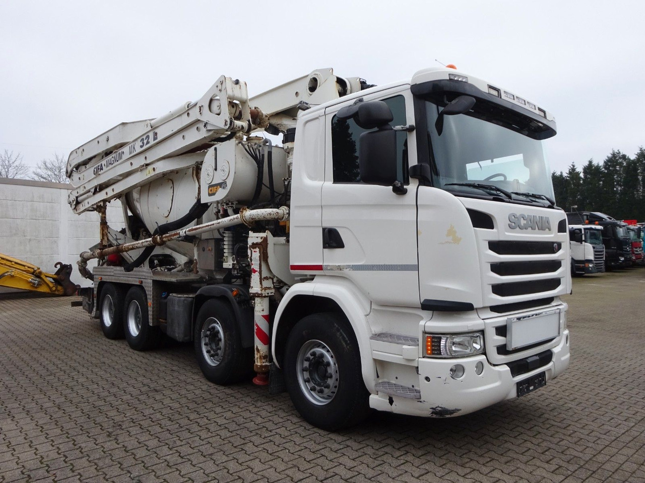 Scania PUMI CIFA 32 Meter 4 Knick. Scania PUMI CIFA 32 Meter 4 Knick * Betonpumpe - Camion pompe: photos 1 Scania PUMI CIFA 32 Meter 4 Knick. Scania PUMI CIFA 32 Meter 4 Knick * Betonpumpe - Camion pompe: photos 1