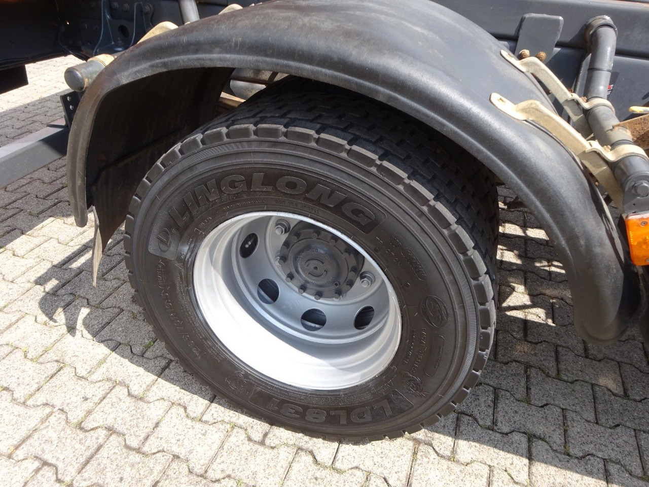 Camion benne Volvo FL 280 MEILLER 3Skipper 4x2: photos 9