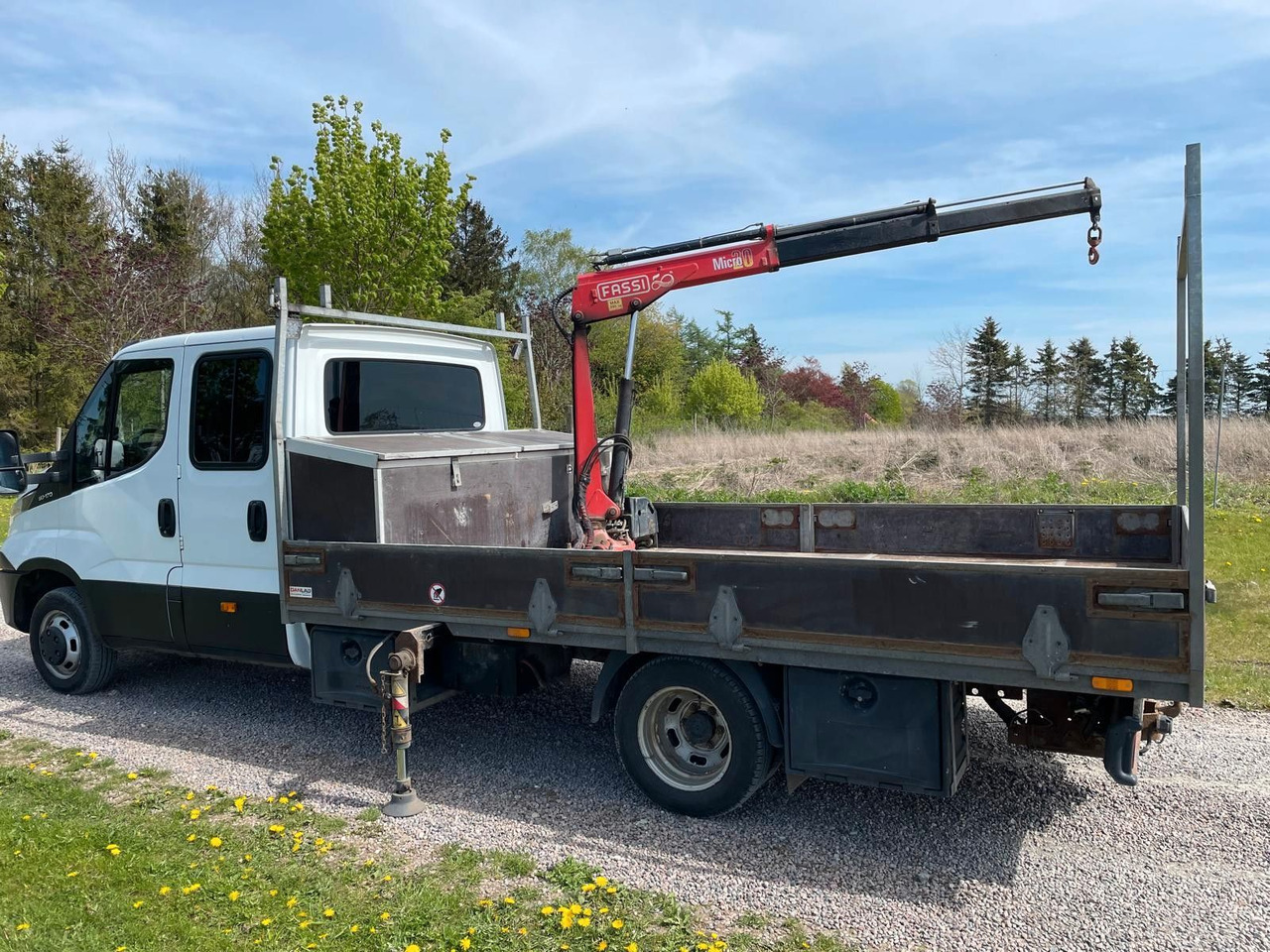 Iveco Daily 3.0 Fahrgestell Doppelkabine 50 C *Crane* - Fourgon plateau, Utilitaire double cabine: photos 2 Iveco Daily 3.0 Fahrgestell Doppelkabine 50 C *Crane* - Fourgon plateau, Utilitaire double cabine: photos 2
