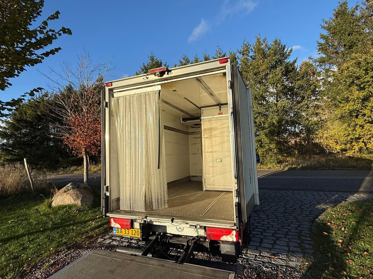 Utilitaire frigorifique Mercedes-Benz Sprinter II 316 CDI Aut. Refigerator BOX +Lift: photos 25 Utilitaire frigorifique Mercedes-Benz Sprinter II 316 CDI Aut. Refigerator BOX +Lift: photos 25