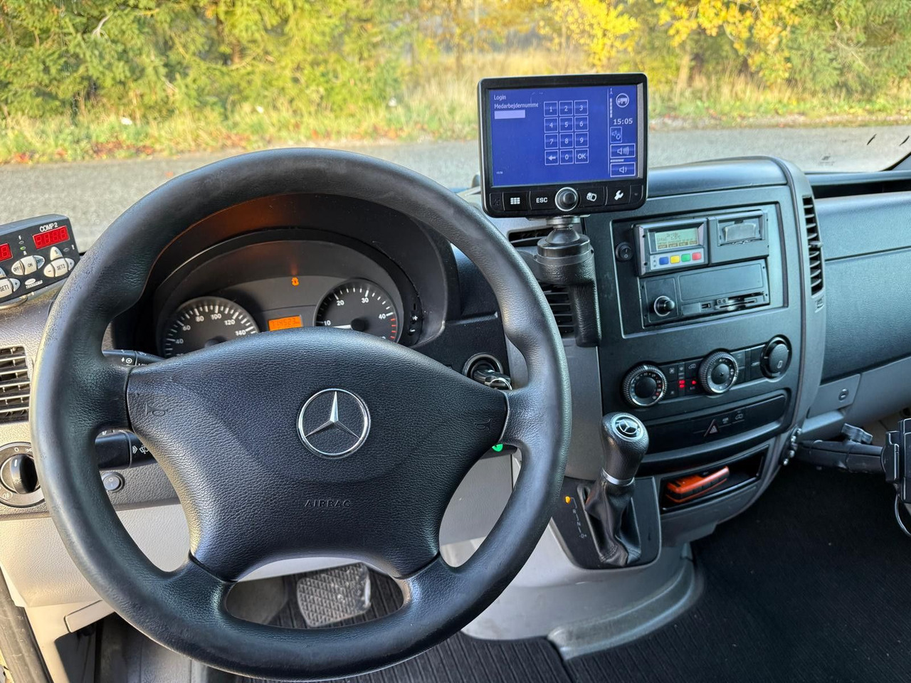 Utilitaire frigorifique Mercedes-Benz Sprinter II 316 CDI Aut. Refigerator BOX +Lift: photos 15 Utilitaire frigorifique Mercedes-Benz Sprinter II 316 CDI Aut. Refigerator BOX +Lift: photos 15