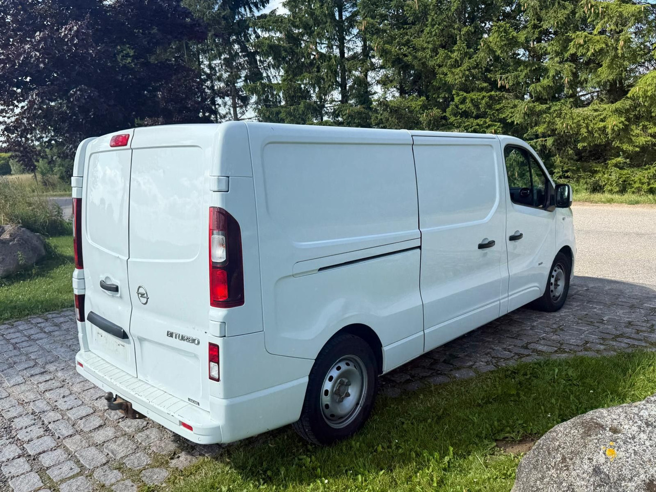 Opel Vivaro 1.6 cdti BiTurbo LANG *6000€ netto - Fourgonnette: photos 4 Opel Vivaro 1.6 cdti BiTurbo LANG *6000€ netto - Fourgonnette: photos 4
