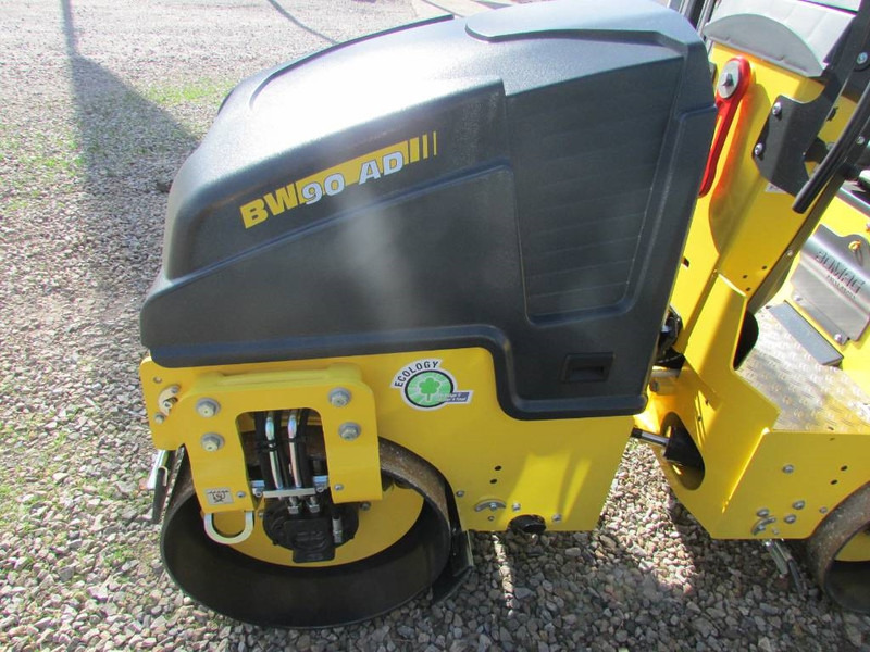 Bomag BW 90 AD-5 Walze / 21.500 EUR - Compacteur: photos 5 Bomag BW 90 AD-5 Walze / 21.500 EUR - Compacteur: photos 5