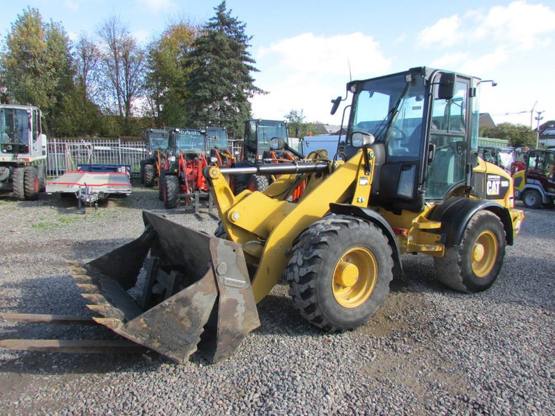 Cat 908 H 2 Radlader 31.000 EUR - Chargeuse sur pneus: photos 2 Cat 908 H 2 Radlader 31.000 EUR - Chargeuse sur pneus: photos 2