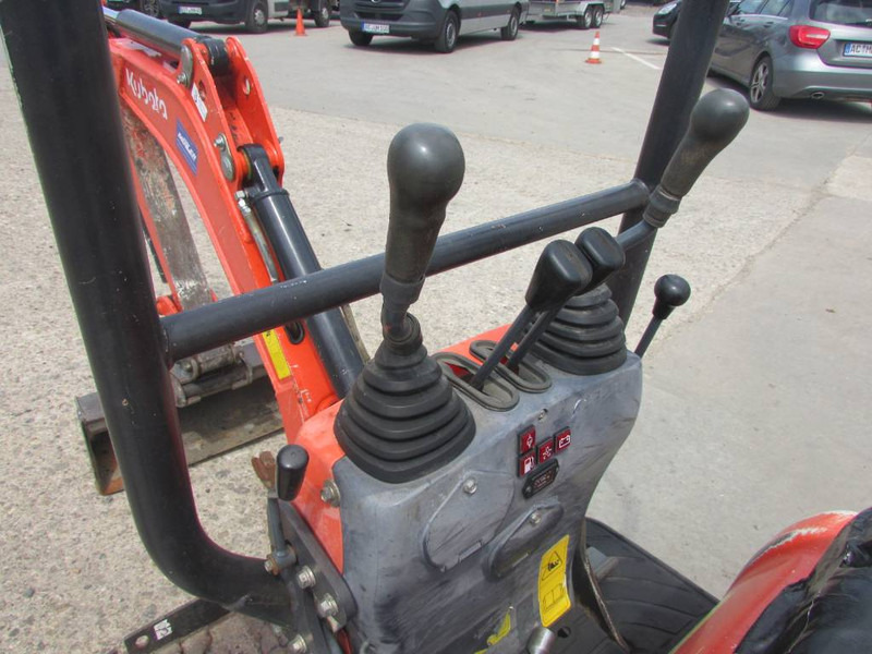 Kubota U 10-3 Minibagger 9.500 EUR - Mini pelle: photos 4 Kubota U 10-3 Minibagger 9.500 EUR - Mini pelle: photos 4