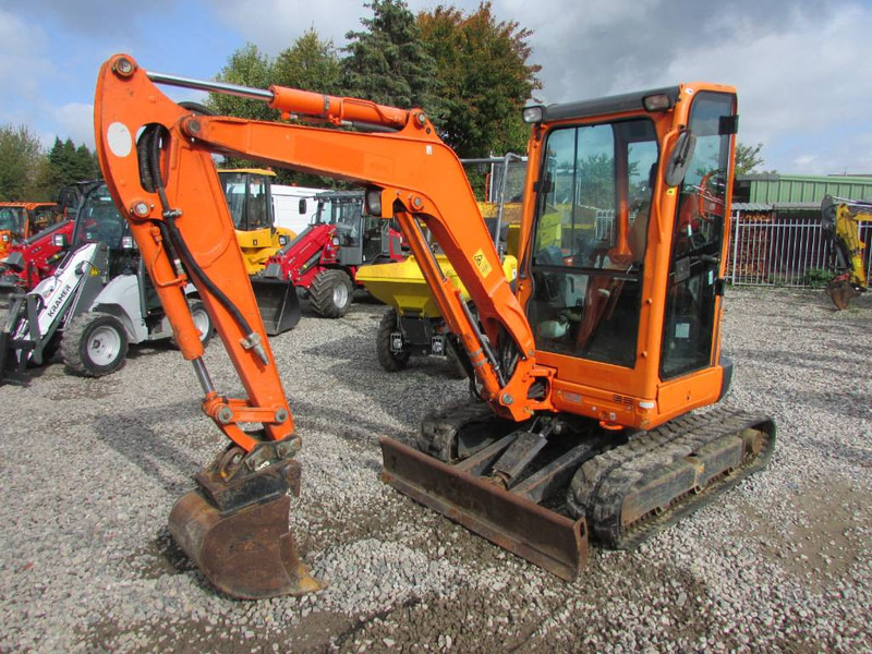 Kubota U 27-4 Minibagger 21.000 EUR - Mini pelle: photos 1 Kubota U 27-4 Minibagger 21.000 EUR - Mini pelle: photos 1