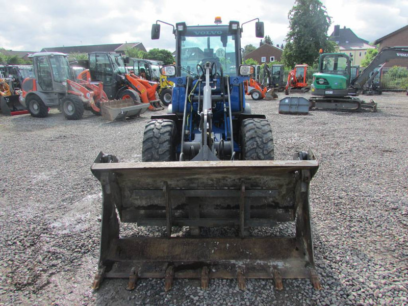 Volvo L 25 F Radlader 39.000 EUR - Chargeuse sur pneus: photos 3 Volvo L 25 F Radlader 39.000 EUR - Chargeuse sur pneus: photos 3