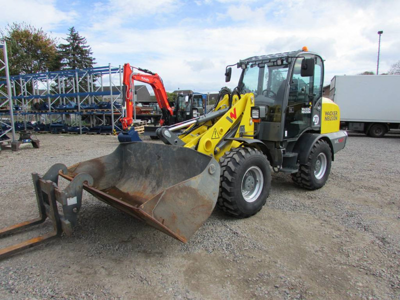 WACKER NEUSON WL 60 Radlader 49.900 EUR - Chargeuse sur pneus: photos 2 WACKER NEUSON WL 60 Radlader 49.900 EUR - Chargeuse sur pneus: photos 2
