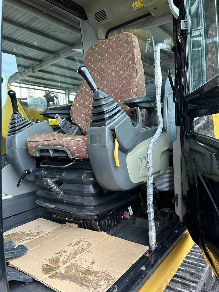CAT 312D2GC - Pelle sur chenille: photos 3 CAT 312D2GC - Pelle sur chenille: photos 3
