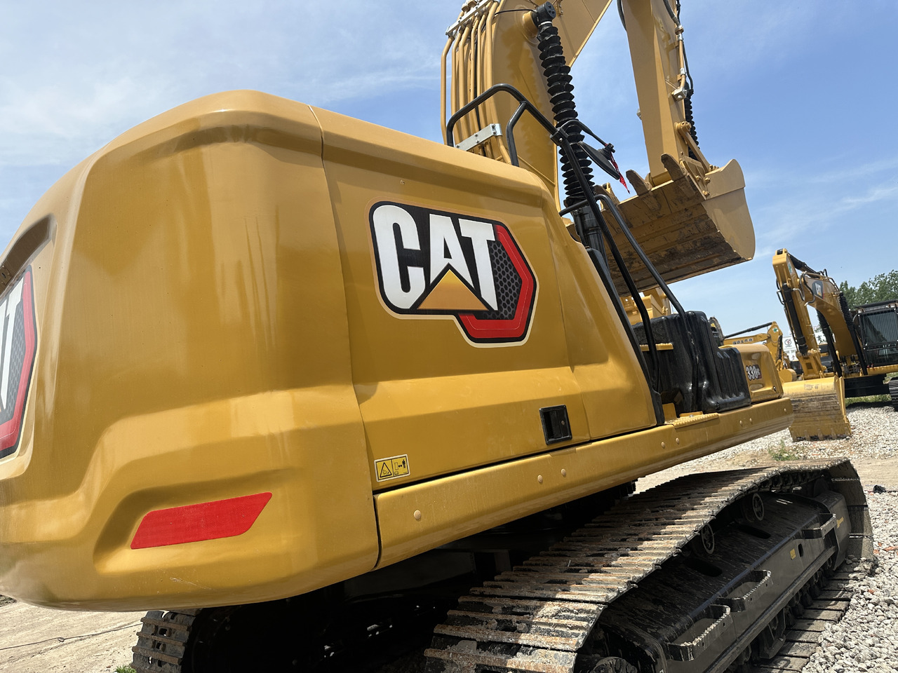 CATERPILLAR 330GC - Pelle sur chenille: photos 2 CATERPILLAR 330GC - Pelle sur chenille: photos 2