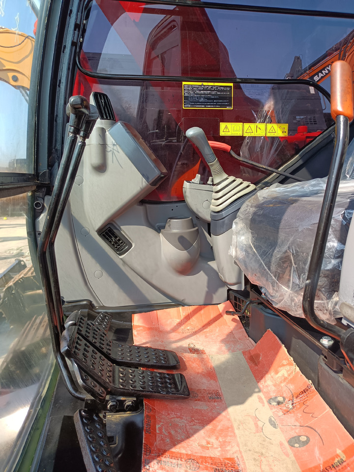 HITACHI ZX75 - Pelle sur chenille: photos 4 HITACHI ZX75 - Pelle sur chenille: photos 4