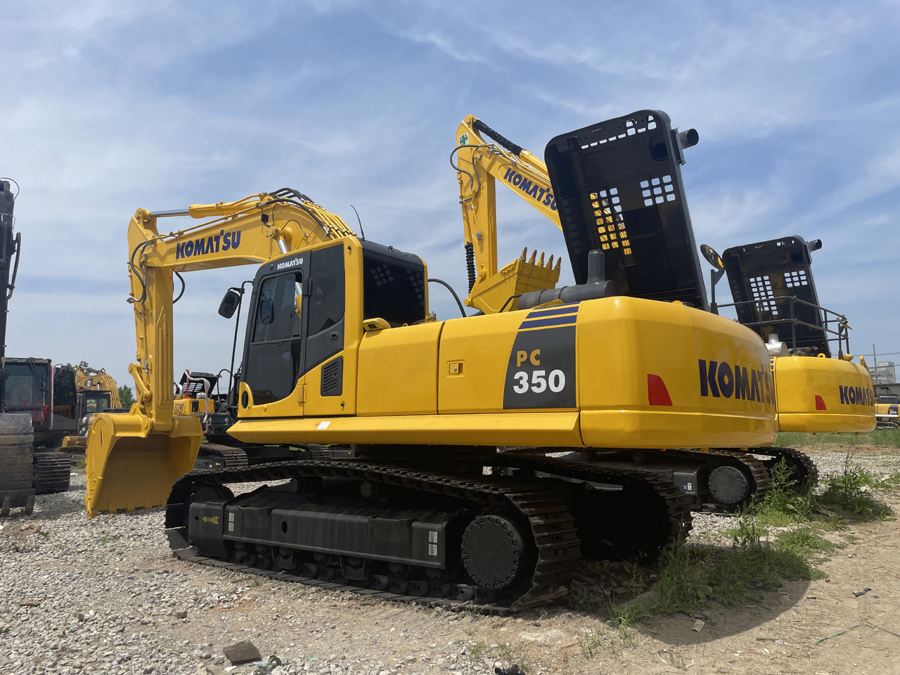KOMATSU PC350-8 - Pelle sur chenille: photos 1 KOMATSU PC350-8 - Pelle sur chenille: photos 1