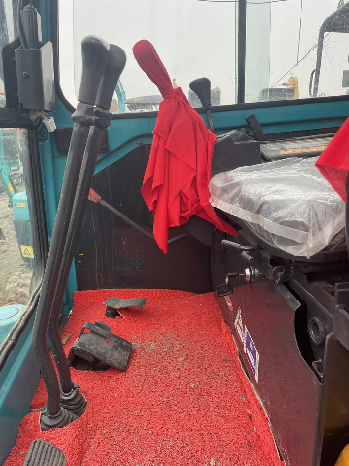 Mini pelle KUBOTA U-30: photos 9