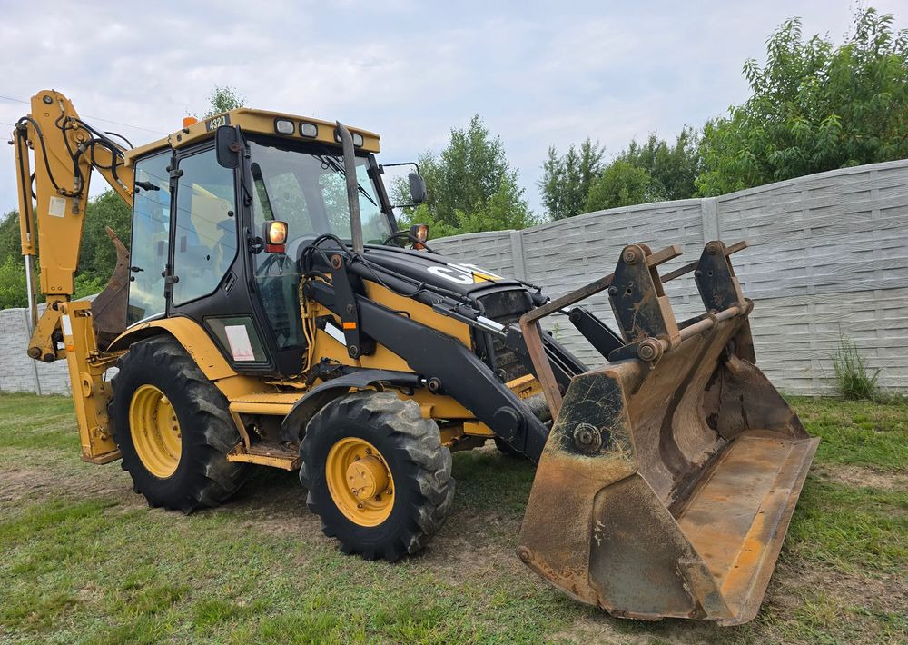Caterpillar - Tractopelle: photos 2 Caterpillar - Tractopelle: photos 2