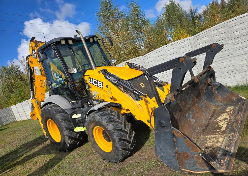 JCB - Tractopelle: photos 2 JCB - Tractopelle: photos 2