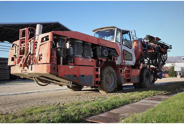 Sandvik DT1130-SC - Foreuse: photos 3 Sandvik DT1130-SC - Foreuse: photos 3