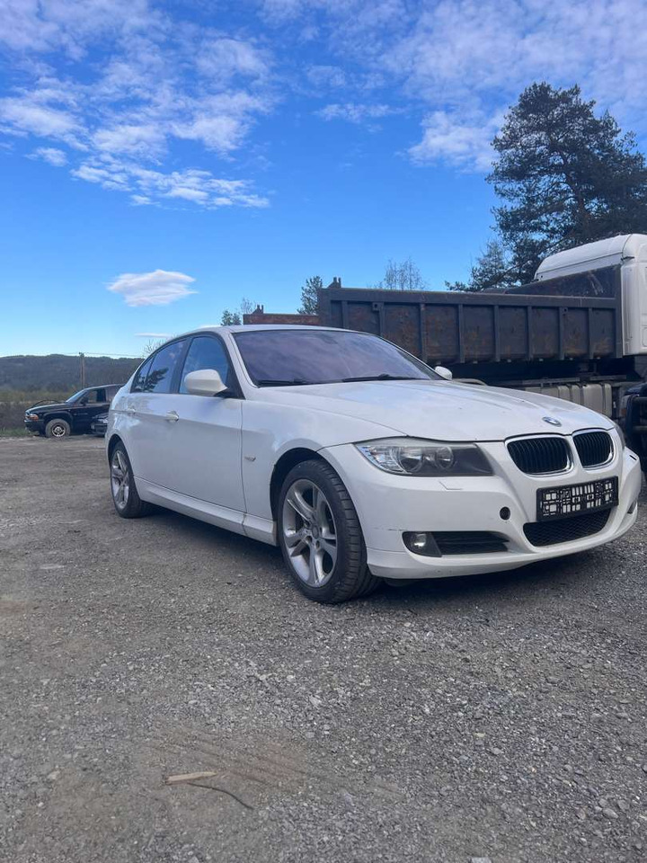 2009 BMW 316i Facelift (se mangellapp) - rep.-objekt - Voiture: photos 5 2009 BMW 316i Facelift (se mangellapp) - rep.-objekt - Voiture: photos 5