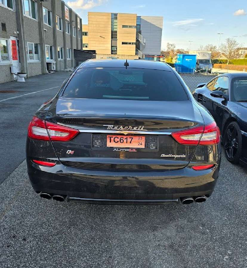 2014 Maserati Quattroporte S Q4 3.0L twin-turbo V6 // 411 hk // AWD // Automat - Berline: photos 5 2014 Maserati Quattroporte S Q4 3.0L twin-turbo V6 // 411 hk // AWD // Automat - Berline: photos 5