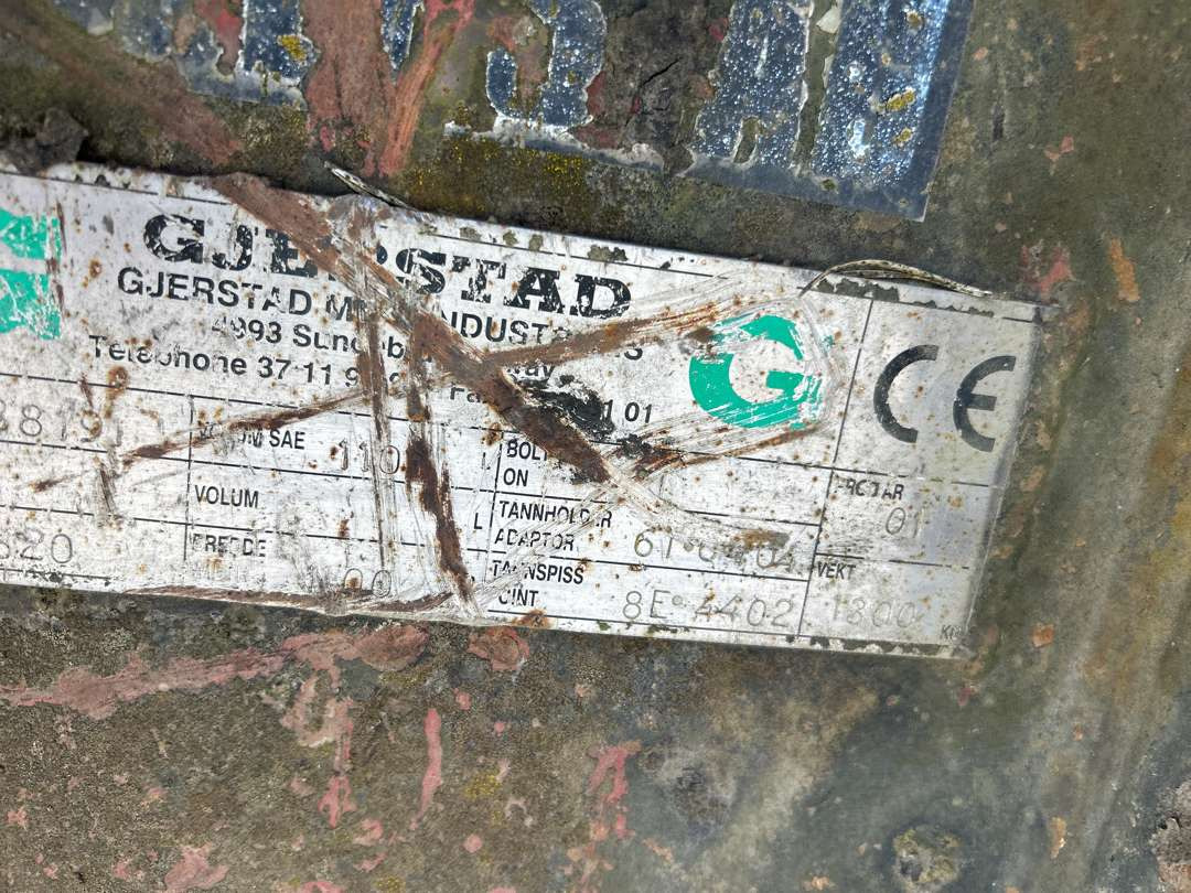 Tann skuffe fra Gjerstad S 70 feste - Accessoire pour Engins de chantier: photos 3 Tann skuffe fra Gjerstad S 70 feste - Accessoire pour Engins de chantier: photos 3