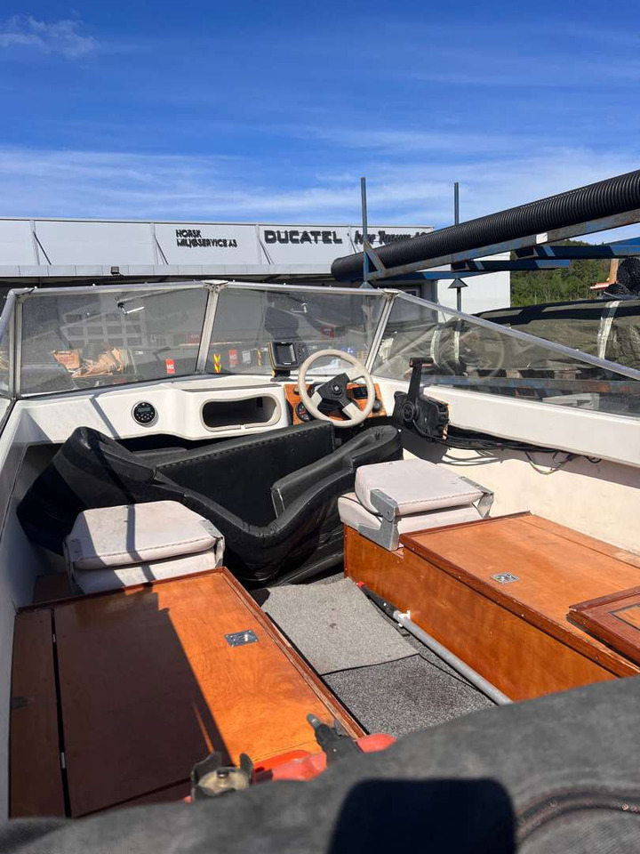 Autre matériel Nordkapp 16 sport med 90hk Johnson (rep.-objekt): photos 7