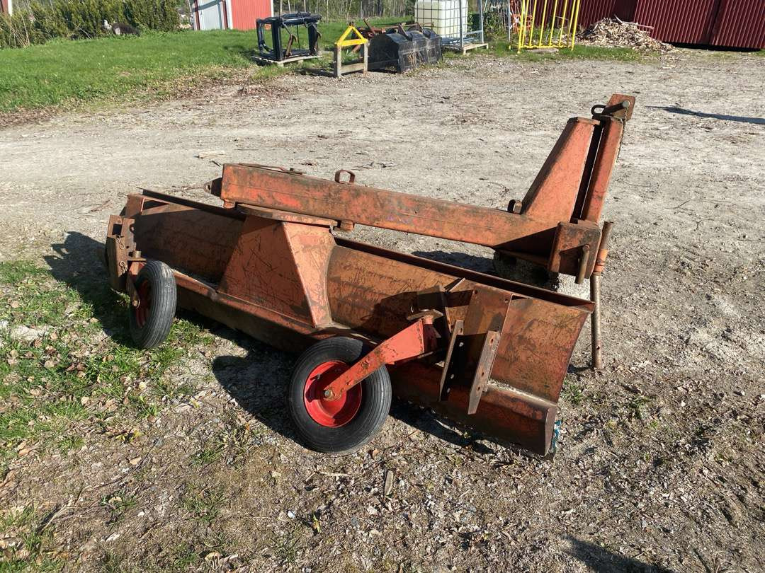 Helt og fint brøyteskjær - Machine agricole: photos 3 Helt og fint brøyteskjær - Machine agricole: photos 3