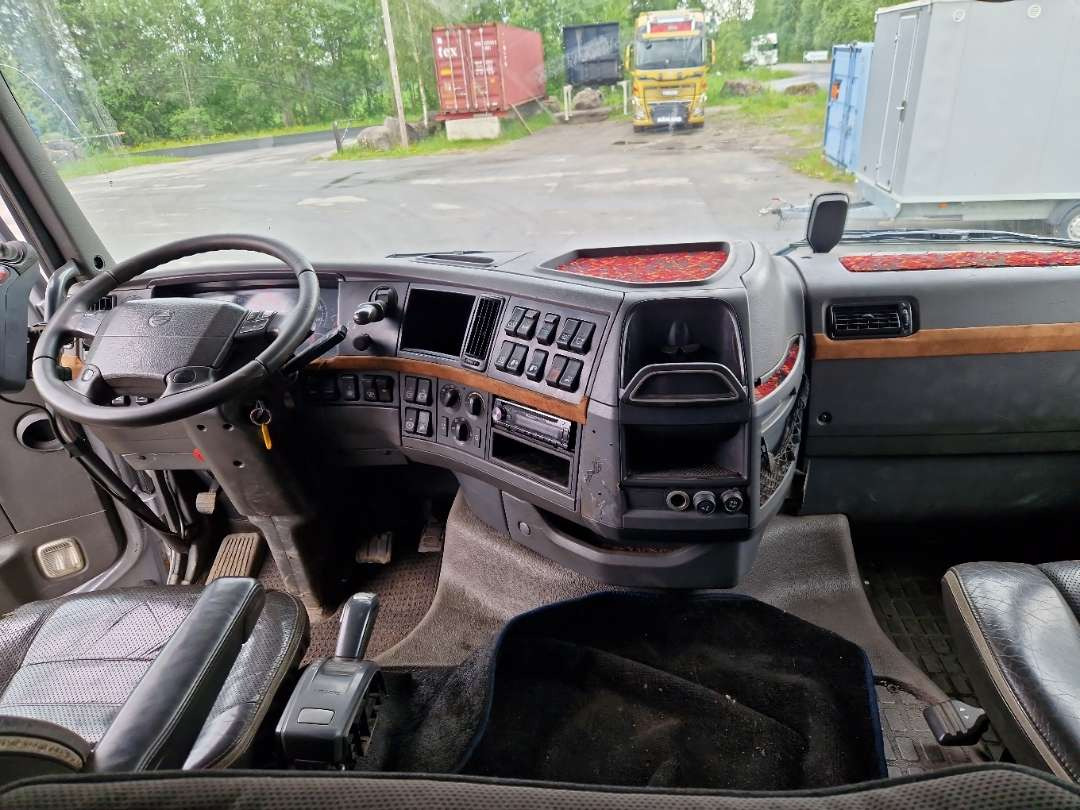 Camion ampliroll Volvo FH6X2-Krokbil med hydraulisk brøyteutstyr: photos 8