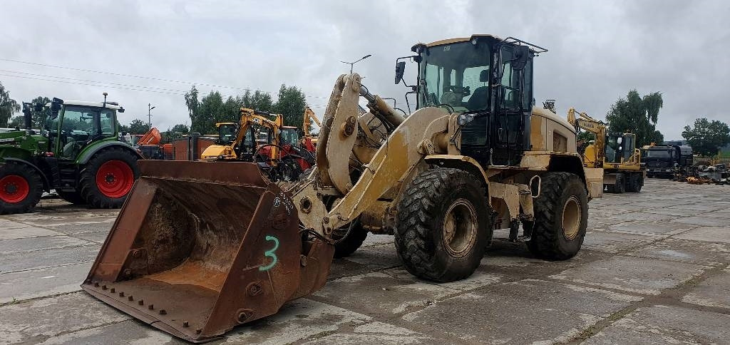 CAT 938M - Chargeuse sur pneus: photos 1 CAT 938M - Chargeuse sur pneus: photos 1
