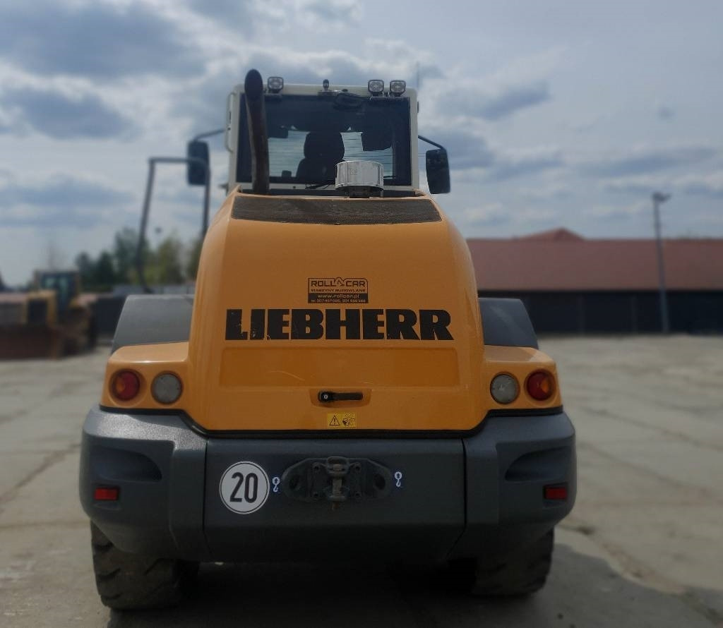 Liebherr L 524 - Chargeuse sur pneus: photos 3 Liebherr L 524 - Chargeuse sur pneus: photos 3