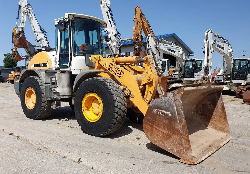 Liebherr L 538 - Chargeuse sur pneus: photos 3 Liebherr L 538 - Chargeuse sur pneus: photos 3