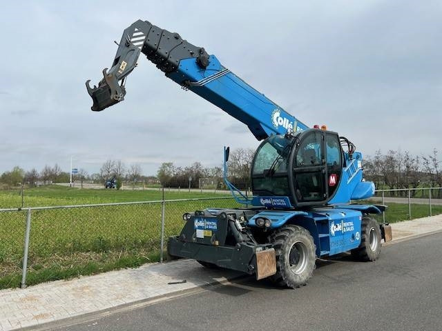 MAGNI RTH 5.30 | 2016 - Chariot télescopique: photos 2 MAGNI RTH 5.30 | 2016 - Chariot télescopique: photos 2