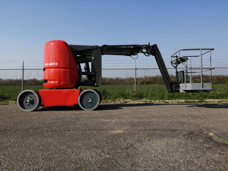 Manitou 120 AETJ3D - Nacelle articulée: photos 1 Manitou 120 AETJ3D - Nacelle articulée: photos 1